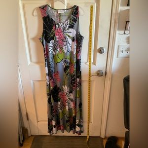 Attitudes by Renee beautiful multicolor tropical maxi dress